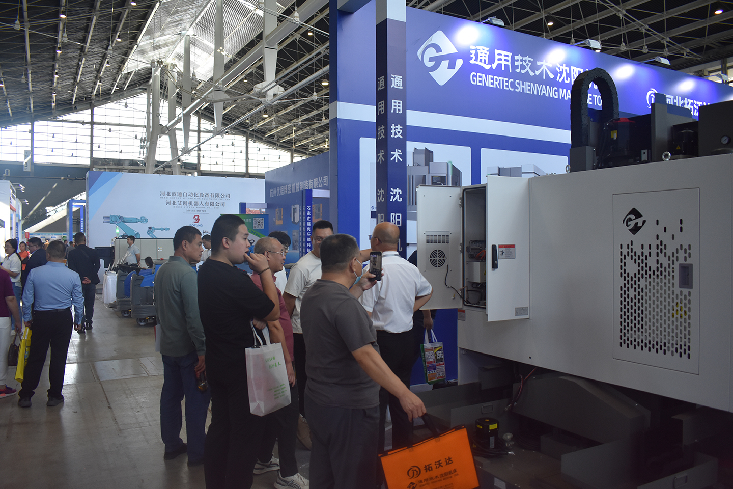 展會(huì)現(xiàn)場(chǎng)